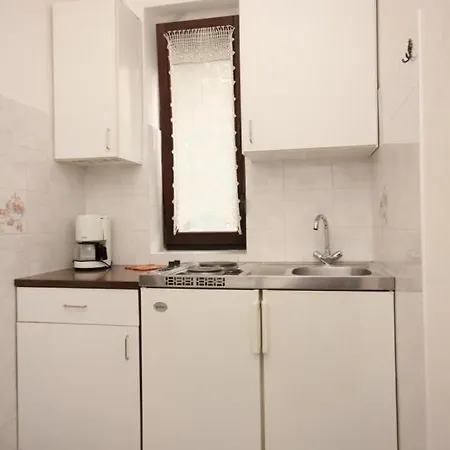 With A Parking Space Basanija, Umag - 7334