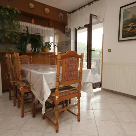 Appartement With A Parking Space Basanija, Umag - 7334 *