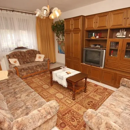 With A Parking Space Basanija, Umag - 7334 Bašanija