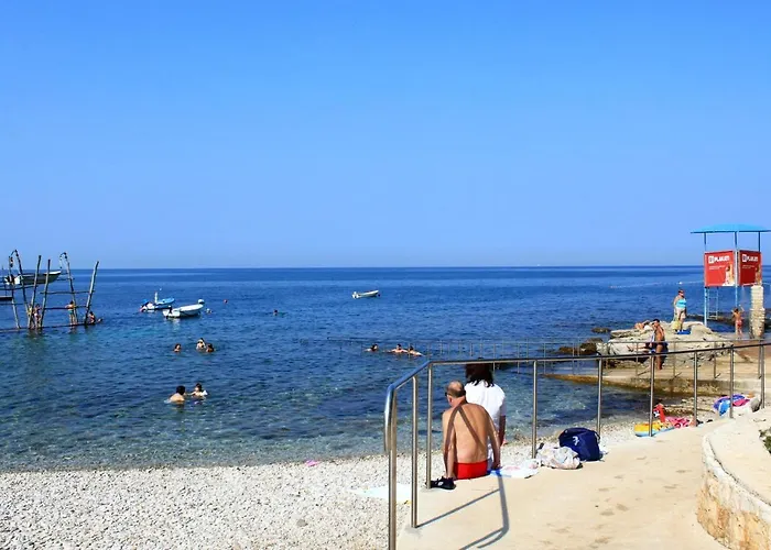 With A Parking Space Basanija, Umag - 7334 Apartman Bašanija