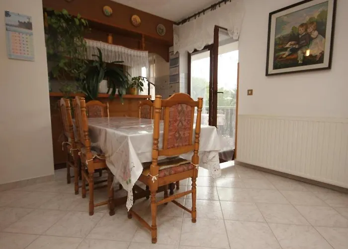 Appartement With A Parking Space Basanija, Umag - 7334 *